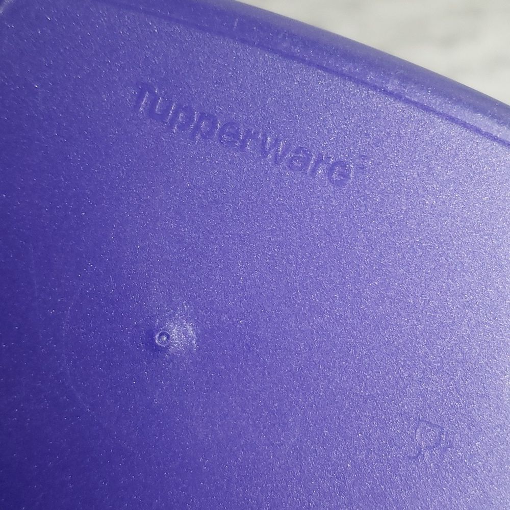 Tupperware Purple Grape Container - Picture 3 of 7